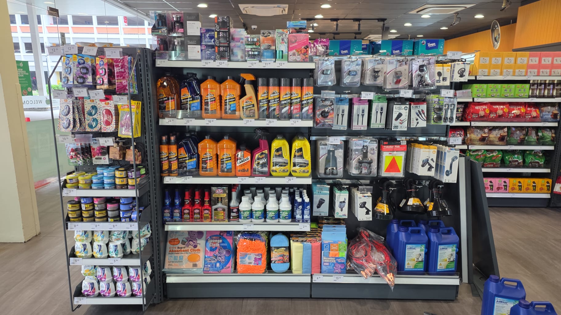 CS Display Shelving